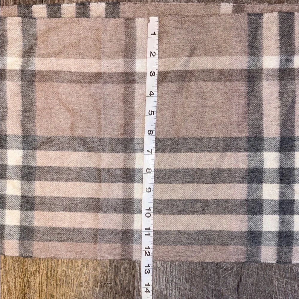 The Royal Mile Scarf Bar Neutral Plaid Lambswool Cashmere Blend Scarf Scotland